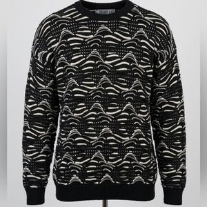[[Front Line]] Men's Vintage Black and White Textured Crewneck Sweater